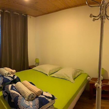 Les Chalets Fleurs De France - Kota Saint-Dalmas Zewnętrze zdjęcie